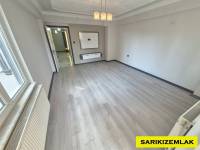 Akçay Merkezde Satılık Arakat 2+1 Daire Yazlık